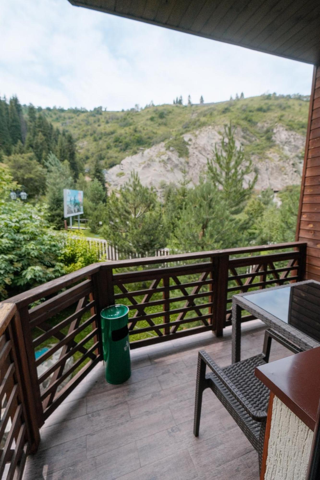 Oi-Qaragai Mountain Resort Besqaynar Exterior foto