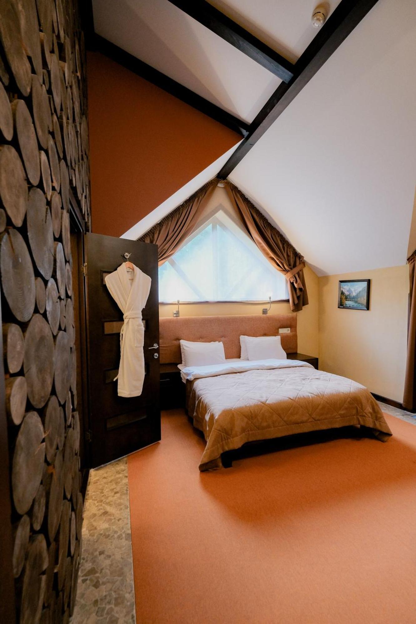 Oi-Qaragai Mountain Resort Besqaynar Exterior foto